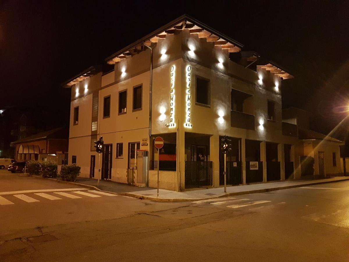Residence Oasi Di Monza Extérieur photo