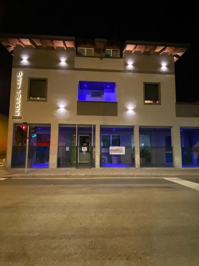 Residence Oasi Di Monza Extérieur photo