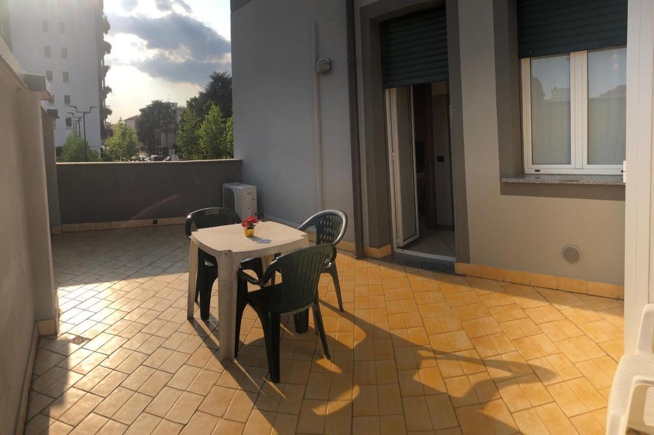Residence Oasi Di Monza Extérieur photo